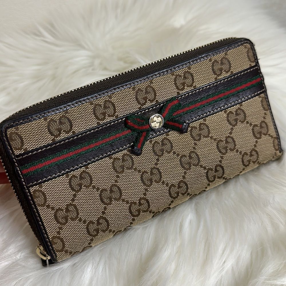 💯Authentic Gucci Zipped Long Wallet with Cherryline 🍀 - Picture 12 of 15
